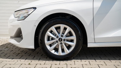 AUDI A3 Sportback 1.5 TFSI (pohľad do interiéru)