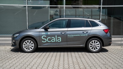 Škoda Scala 1.5 TSI Drive 130 Plus (pohľad zboku)