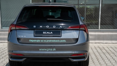 Škoda Scala 1.5 TSI Drive 130 Plus (pohľad do interiéru)