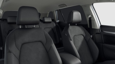 VW Golf Variant 2.0 TDI Limited (pohľad do interiéru)