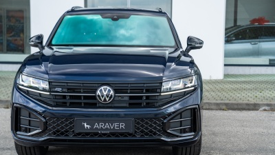 VW Touareg 3.0 TDI R-Line Limited (pohľad zozadu)