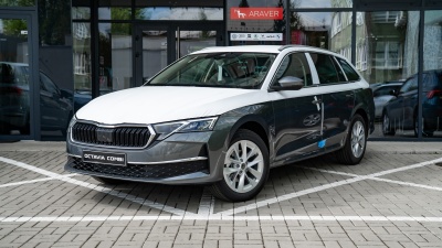 Škoda Octavia combi 1.5 TSI Top Selection (základný pohľad)
