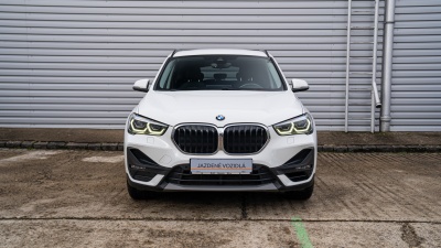 BMW X1 20i Xdrive (pohľad do interiéru)