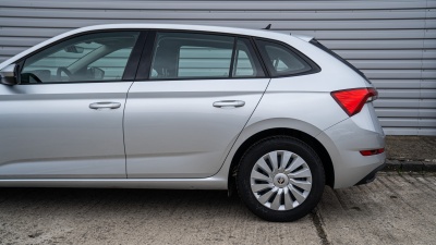 Škoda Scala 1.0 TSI (pohľad do interiéru)