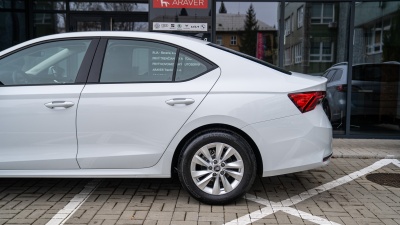 Škoda Octavia 1.5 TSI Drive 130 (pohľad do interiéru)