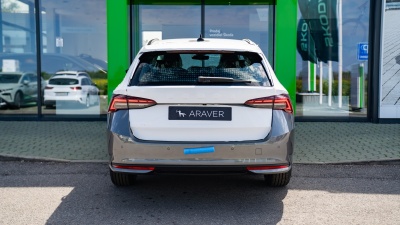 Škoda Octavia Combi 1.5 TSI Selection (pohľad do interiéru)