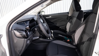 Škoda Fabia 1.0 TSI  Drive 130 (pohľad do interiéru)
