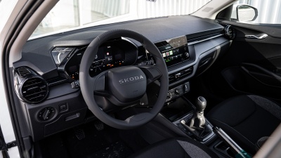 Škoda Fabia 1.0 TSI  Drive 130 (pohľad do interiéru)