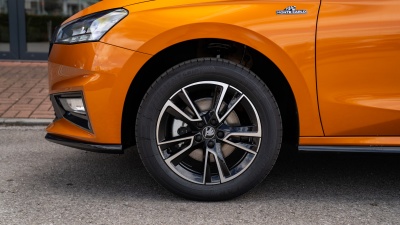 Škoda Fabia 1.5 TSI Monte Carlo (pohľad do interiéru)
