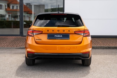 Škoda Fabia 1.5 TSI Monte Carlo (pohľad spredu)