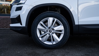 Škoda Karoq 1.5 TSI 130 Drive (pohľad do interiéru)