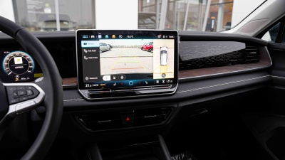 VW Tayron 2.0 TDI Elegance 4x4 (pohľad do interiéru)
