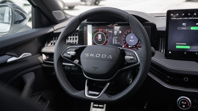 Škoda Superb Combi 1.5 TSI iV Sportline