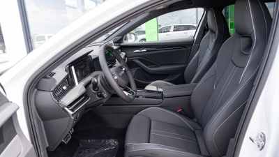 Škoda Superb Combi 1.5 TSI iV Sportline