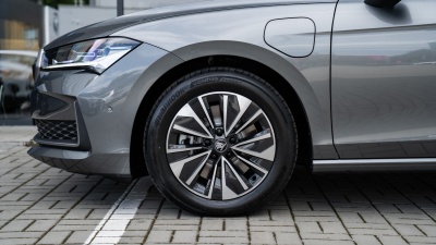Škoda Superb 1.5 TSI iV Top Selection  (pohľad do interiéru)