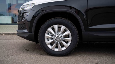 Škoda Karoq 2.0 TDI Selection 4x4 (pohľad do interiéru)