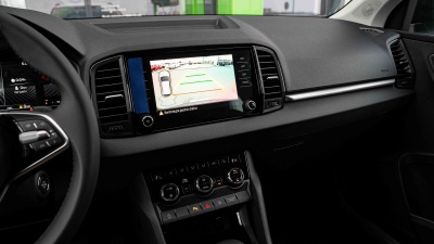 Škoda Karoq 2.0 TDI Selection 4x4 (pohľad do interiéru)