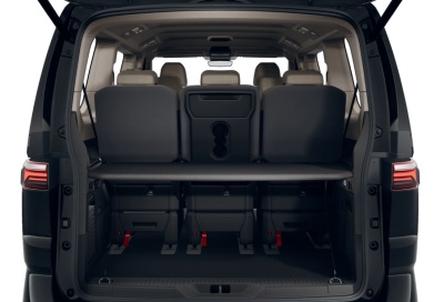 VW Multivan Bulli Long 2.0 TDI (pohľad do interiéru)