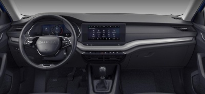 Škoda Octavia Combi 1.5 TSI Drive (pohľad spredu)