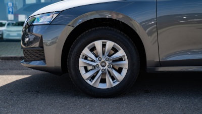 Škoda Octavia Combi 1.5 TSI Drive (pohľad do interiéru)
