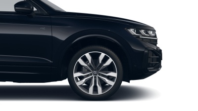 VW Touareg 3.0 TDI R-Line Limited (pohľad do interiéru)