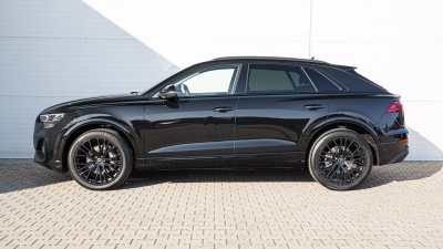 AUDI Q8 3.0 TDI Quattro (pohľad do interiéru)