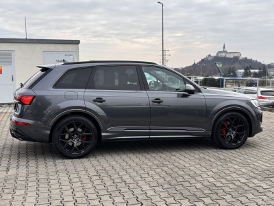 AUDI Q7 3.0 TDI Quattro Sline (pohľad do interiéru)