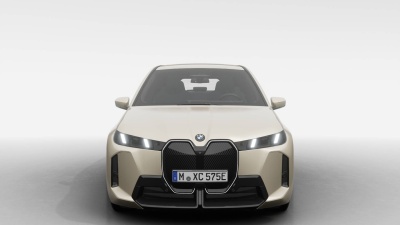 BMW iX 60 xDrive (pohľad do interiéru)