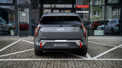 Kia EV3 Air  (pohľad spredu)