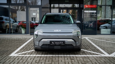 Kia EV3 Air  (pohľad zozadu)