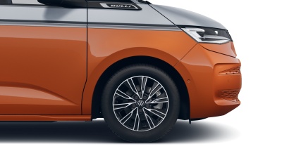 VW Multivan Bulli Long 2.0 TDI (pohľad spredu)