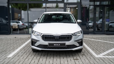 Škoda Scala 1.0 TSI Drive 130 (pohľad zboku)