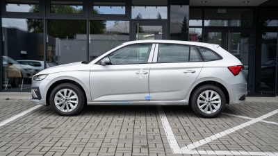 Škoda Scala 1.0 TSI Drive 130 (pohľad zozadu)