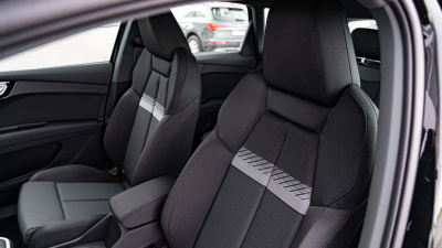 AUDI Q4 45 e-tron