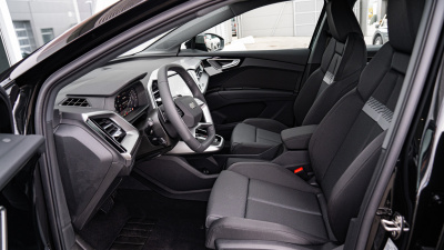 AUDI Q4 45 e-tron