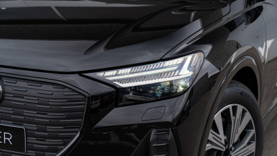 AUDI Q4 45 e-tron (pohľad do interiéru)