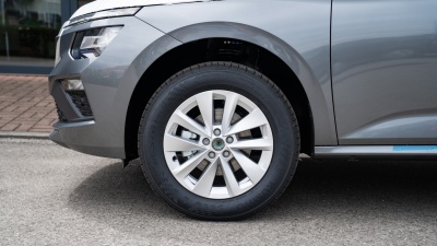 Škoda Kamiq 1.5 TSI Drive 130 Plus (pohľad do interiéru)