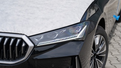 Škoda Superb 2.0 TDI Top Selection 4x4 (pohľad do interiéru)