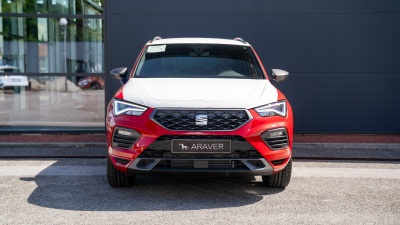 SEAT Ateca 1.5 TSI FR Black (pohľad spredu)