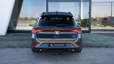 SEAT Leon SP 1.5 eTSI FR Max (pohľad do interiéru)