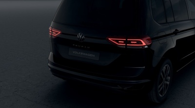 VW Touran 1.5 TSI Limited (pohľad do interiéru)