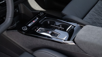 AUDI Q6 e-tron quattro