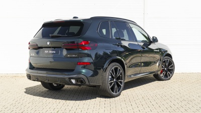 BMW X5 40d xDrive (pohľad zboku)