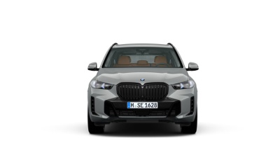 BMW X5 30d xDrive (pohľad do interiéru)