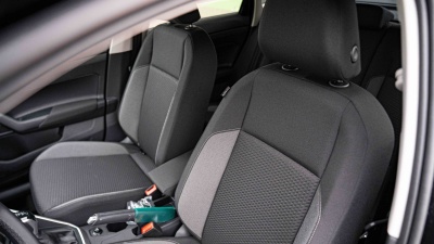 VW Taigo 1.5 TSI Limited (pohľad do interiéru)
