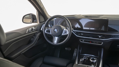 BMW X5 40d xDrive (pohľad do interiéru)