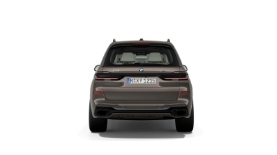BMW X7 40d xDrive (pohľad do interiéru)