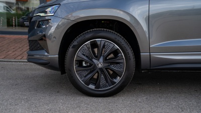 Škoda Karoq 2.0 TDI Sportline (pohľad do interiéru)