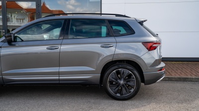 Škoda Karoq 2.0 TDI Sportline (pohľad do interiéru)