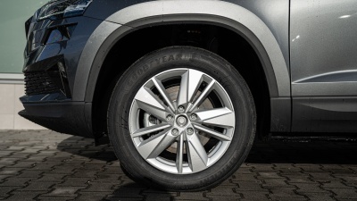 Karoq 1.5 TSI Drive 130 (pohľad do interiéru)